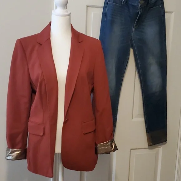 jacket - Picture 1 of 4